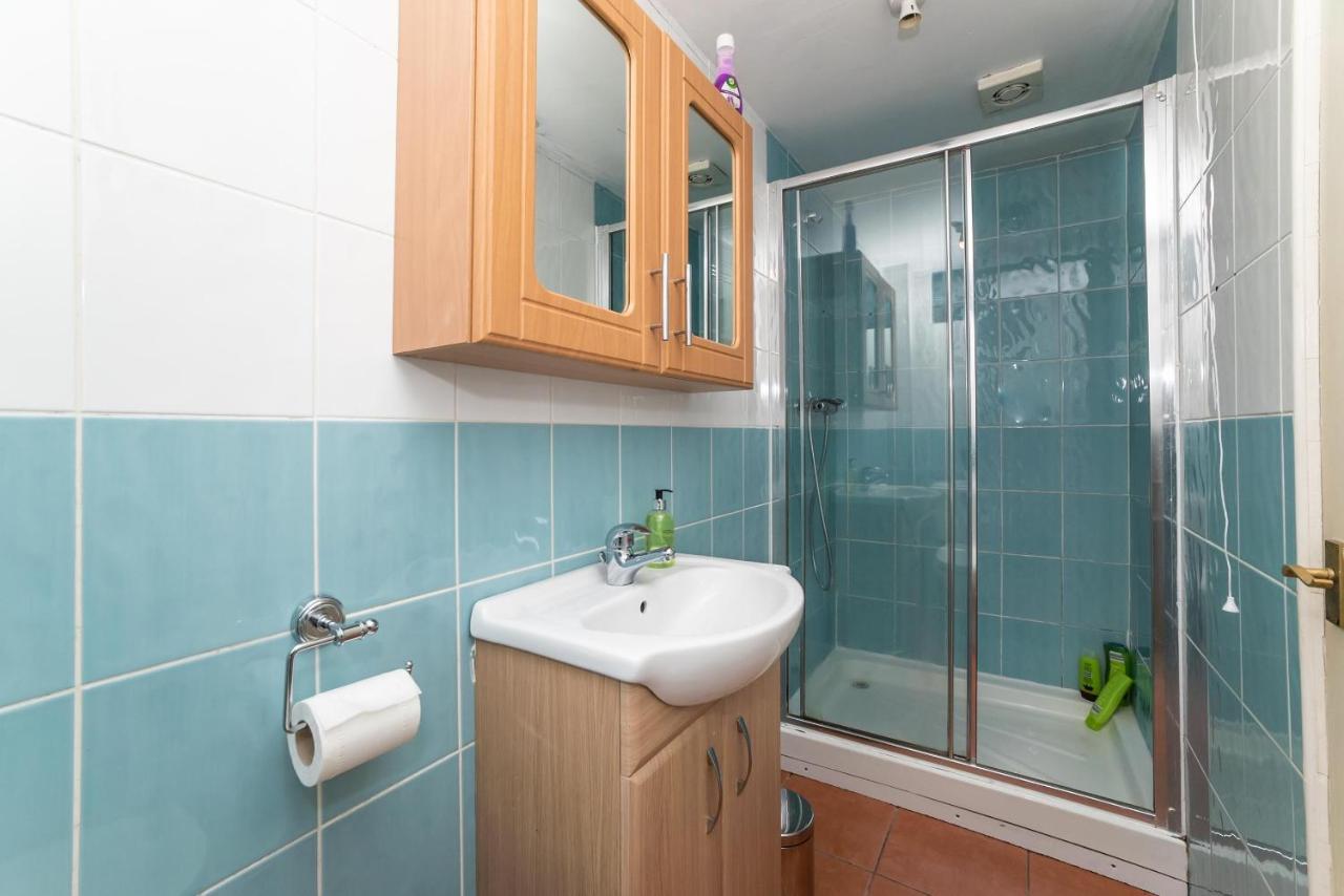 Beautiful Marine Park 2 Bedroom Apartment 사우스실즈 외부 사진